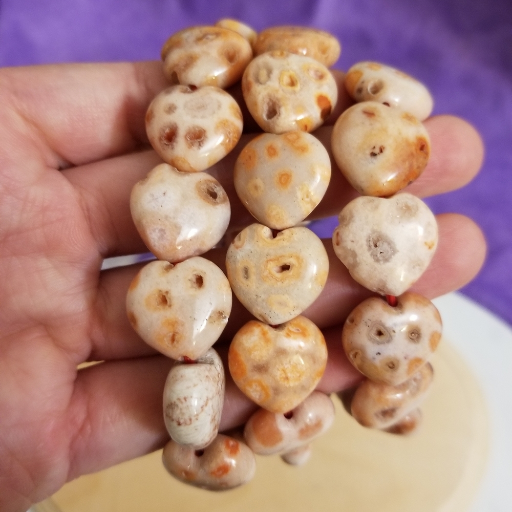 Coral jade one piece heart bracelet with druzy style